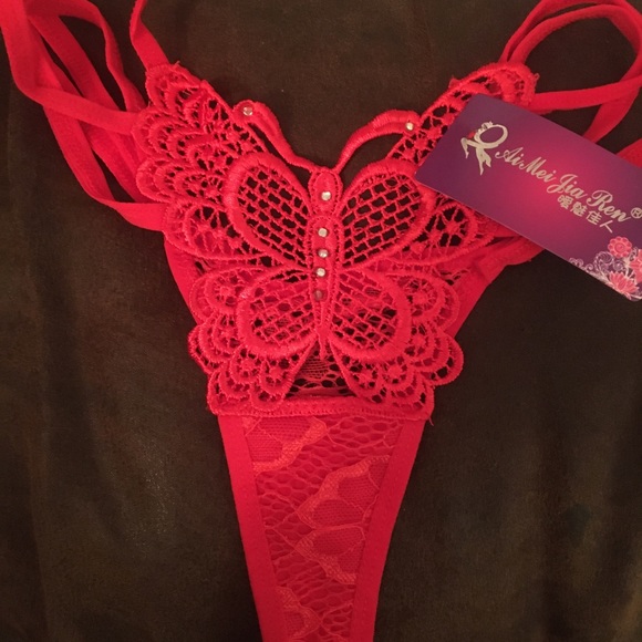 Sexy red panties, butterfly design, sequin accents - Picture 1 of 6
